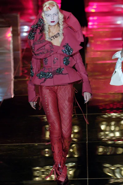 Look 17